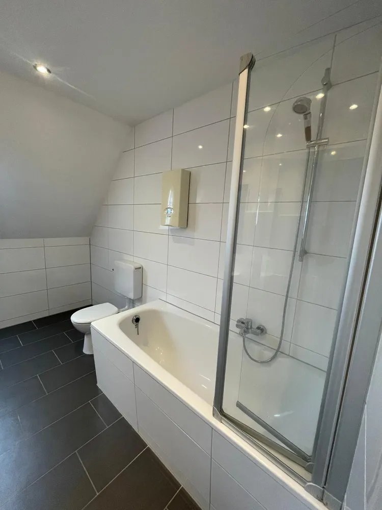 2 Zimmer Wohnung mit 91 m² in Köln – Bild 5