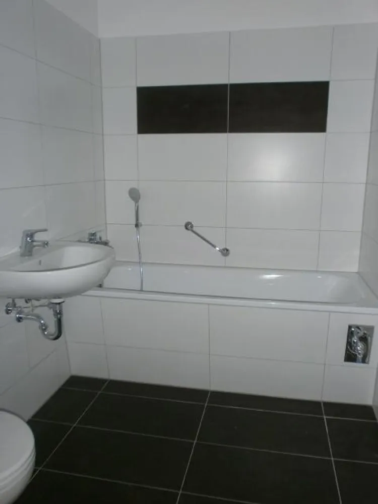 3 Zimmer Wohnung mit 80 m² in Dresden – Bild 3