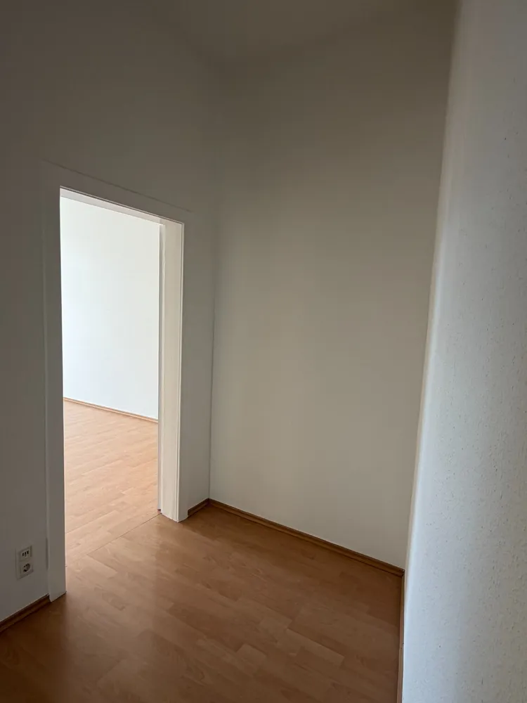 2 Zimmer Wohnung mit 58 m² in Frankfurt am Main – Bild 2