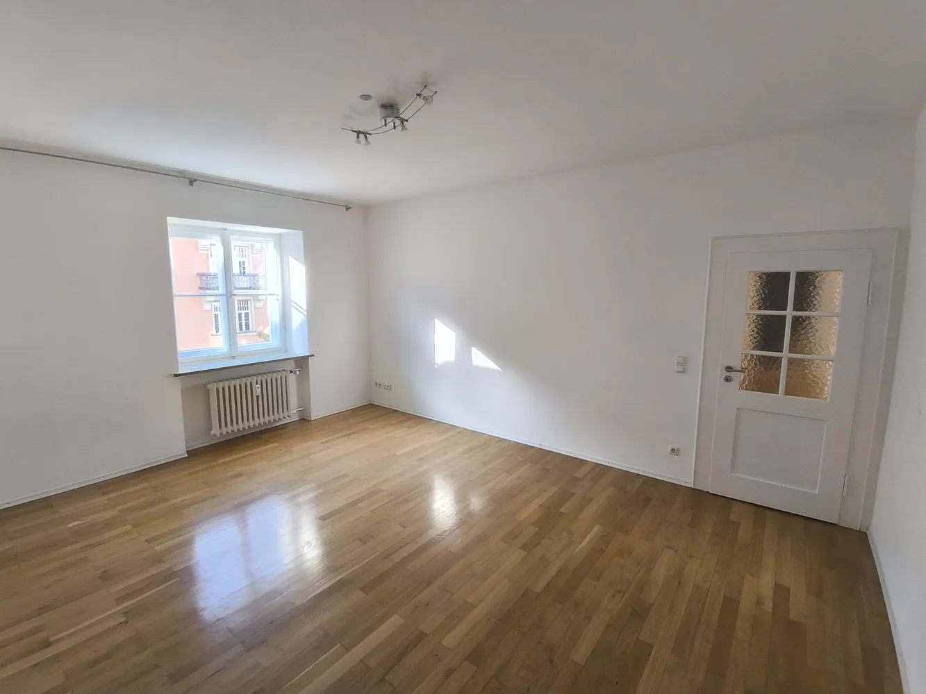 3 Zimmer Wohnung mit 81 m² in München – Bild 1