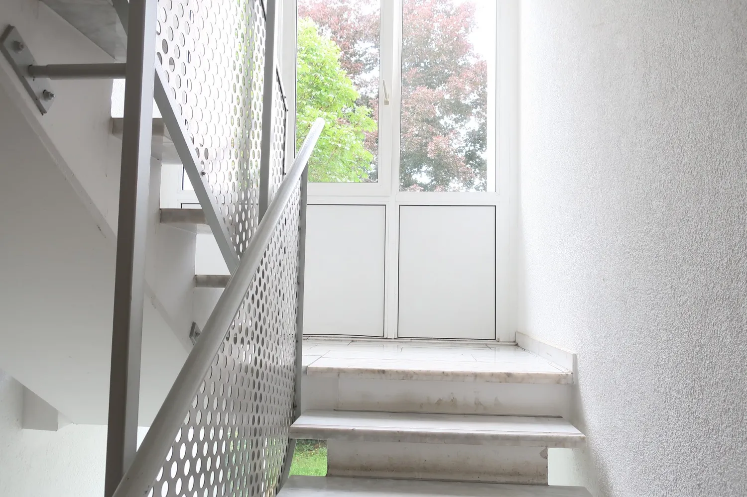 1 room apartment with 27 m² in Esslingen am Neckar – Photo 2