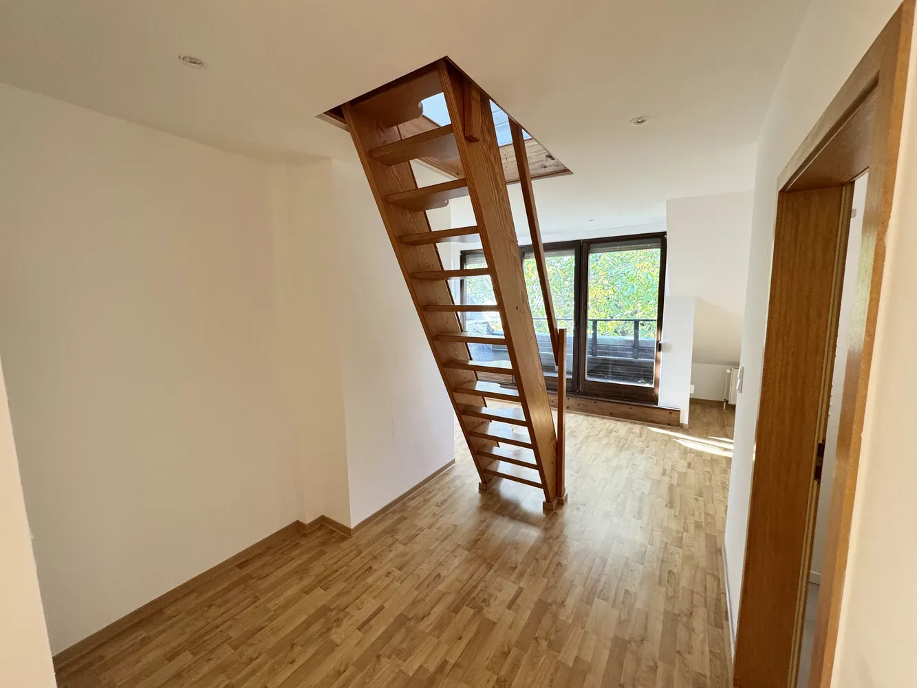 2 Zimmer Wohnung mit 68 m² in Wiesbaden – Bild 9
