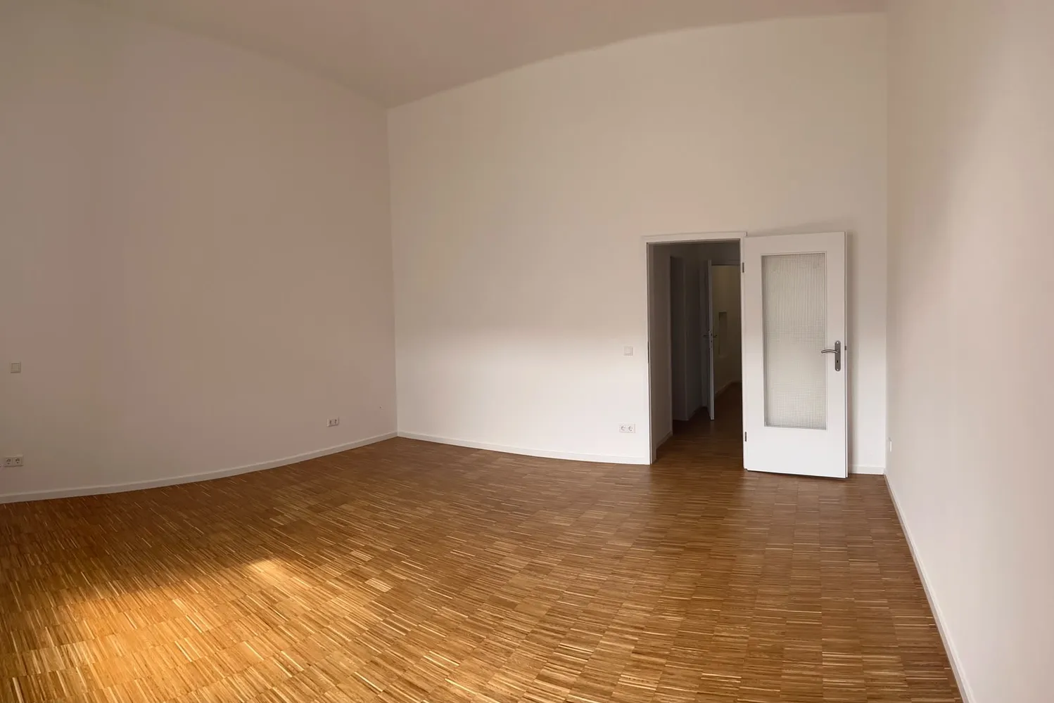 2 room apartment with 103 m² in Düsseldorf – Photo 7