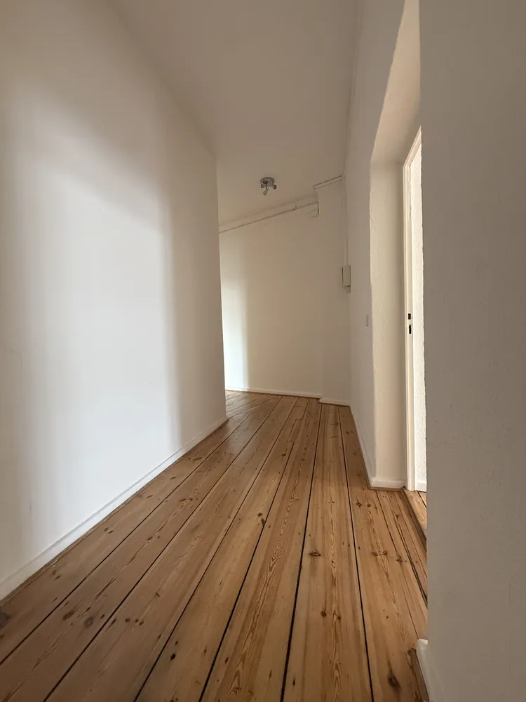 2 Zimmer Wohnung mit 89 m² in Berlin – Bild 12