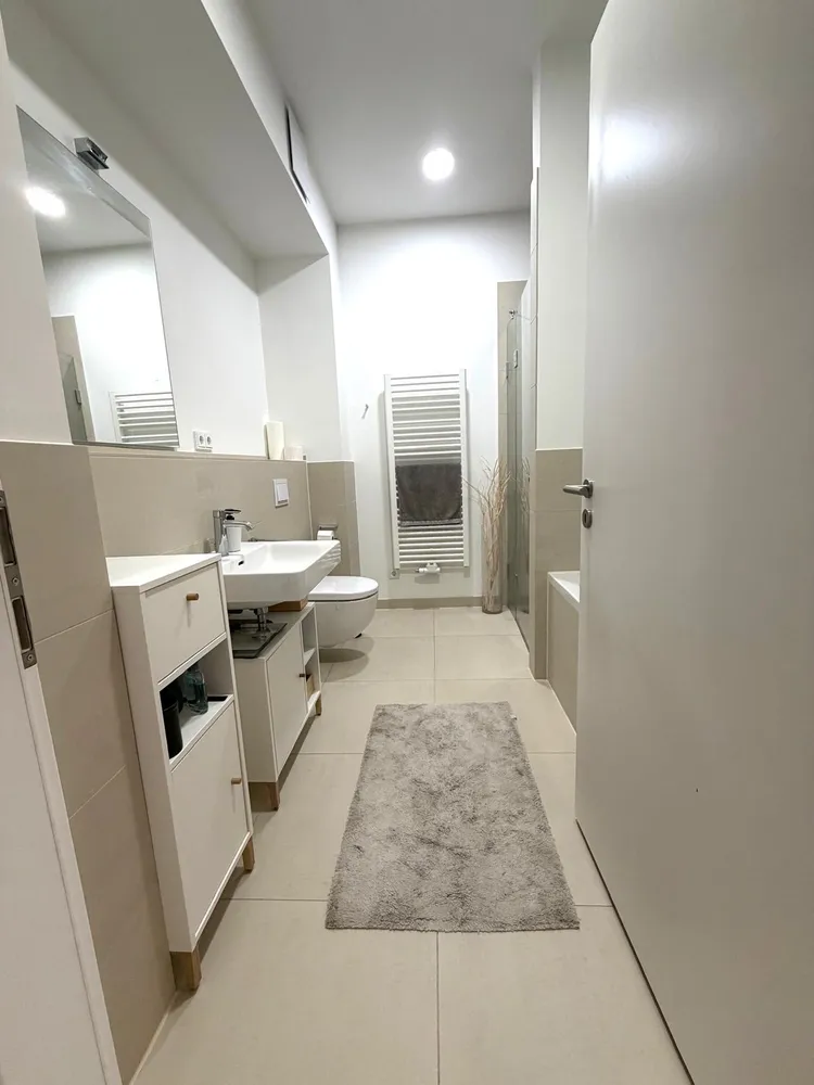 4 Zimmer Wohnung mit 100 m² in Hamburg – Bild 9