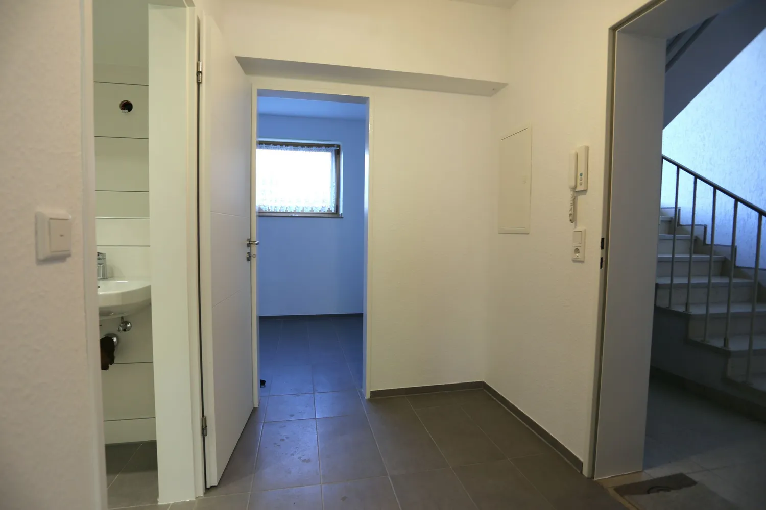 3 room apartment with 82 m² in Düsseldorf – Photo 2