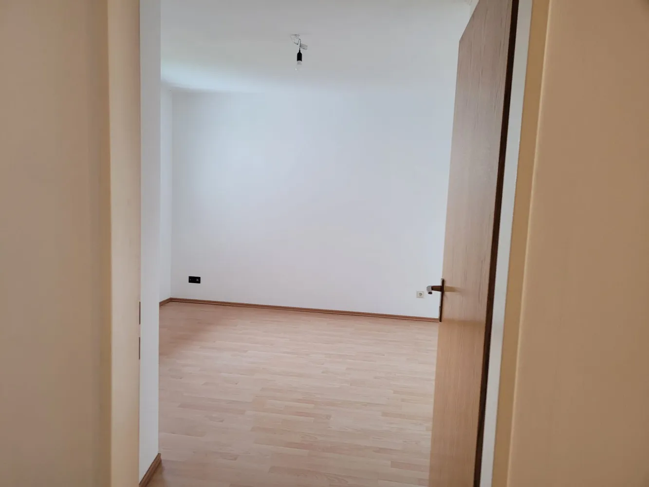 2 Zimmer Wohnung mit 60 m² in Aachen – Bild 4