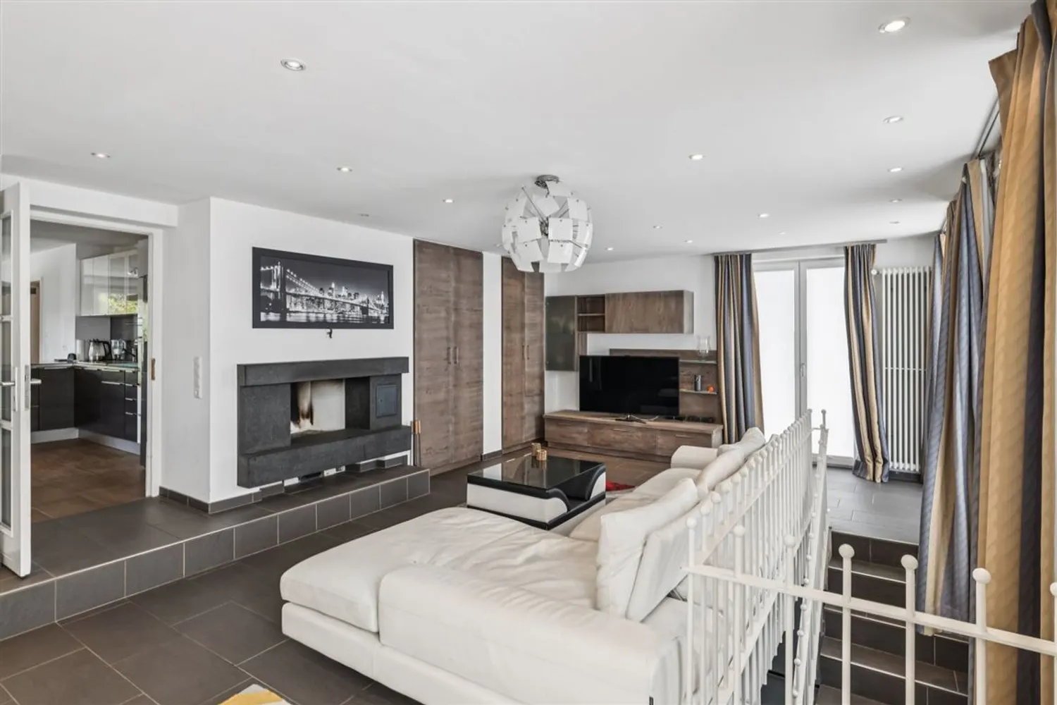 7 Zimmer Haus mit 293 m² in München – Bild 7