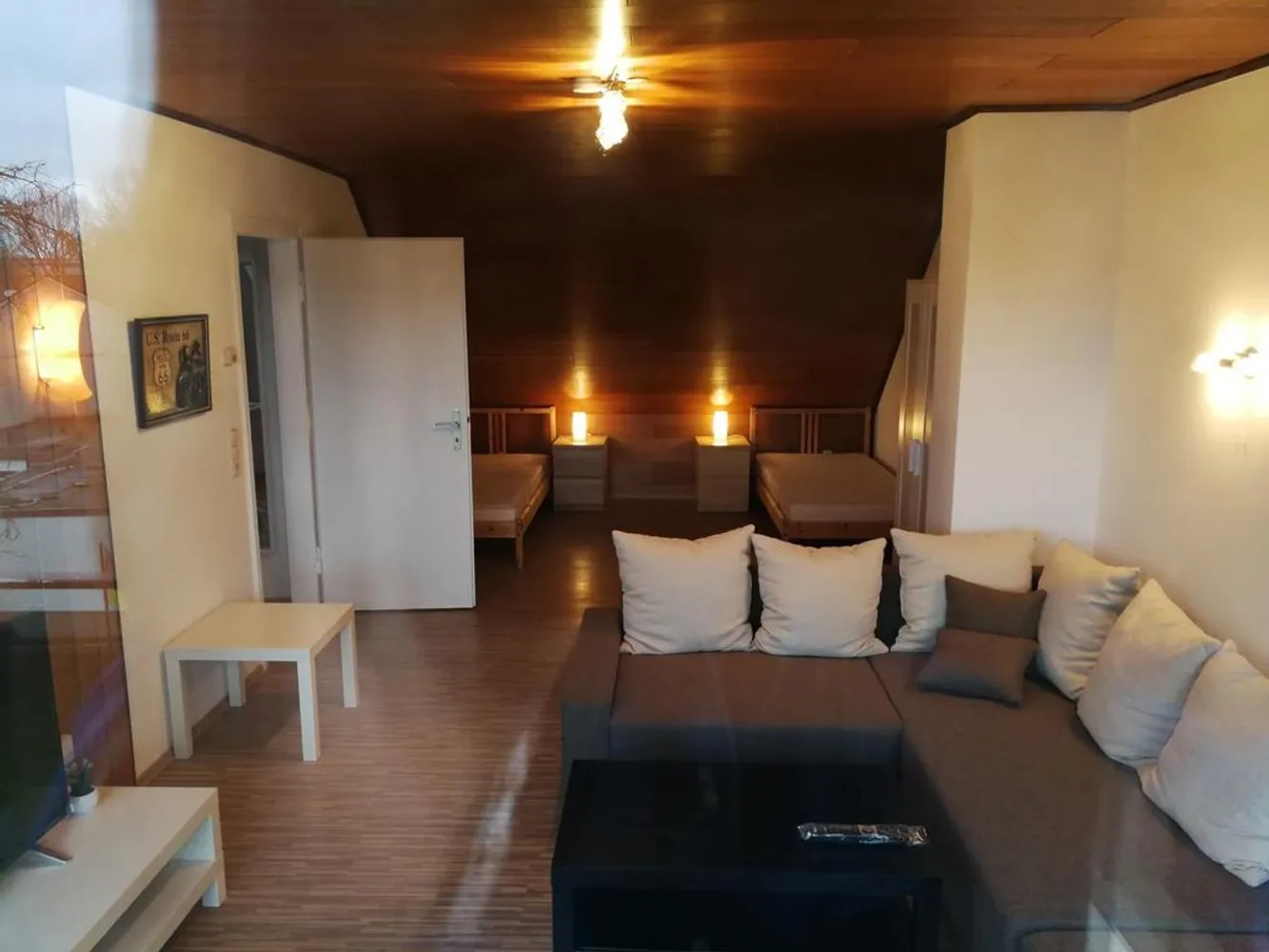 1 Zimmer Wohnung mit 60 m² in Köln – Bild 2