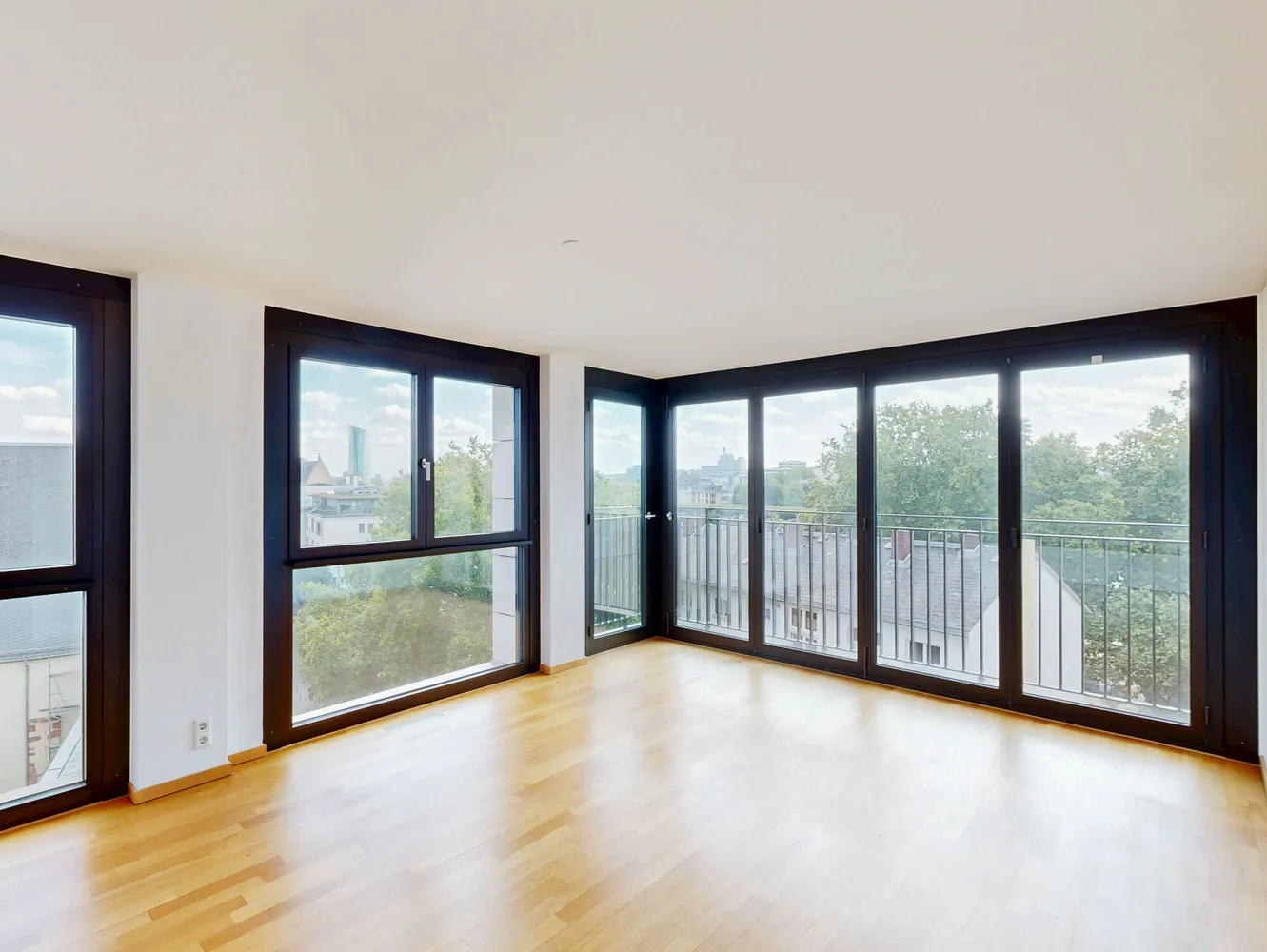 3 room apartment with 92 m² in Frankfurt am Main – Photo 2