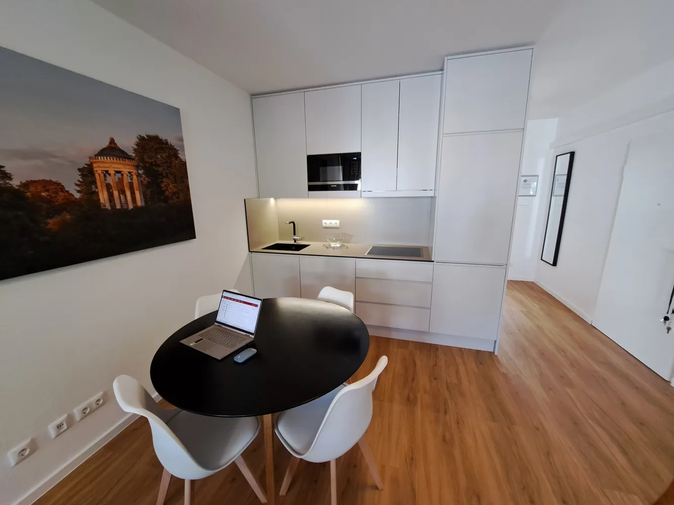 2 Zimmer Wohnung mit 60 m² in München – Bild 12