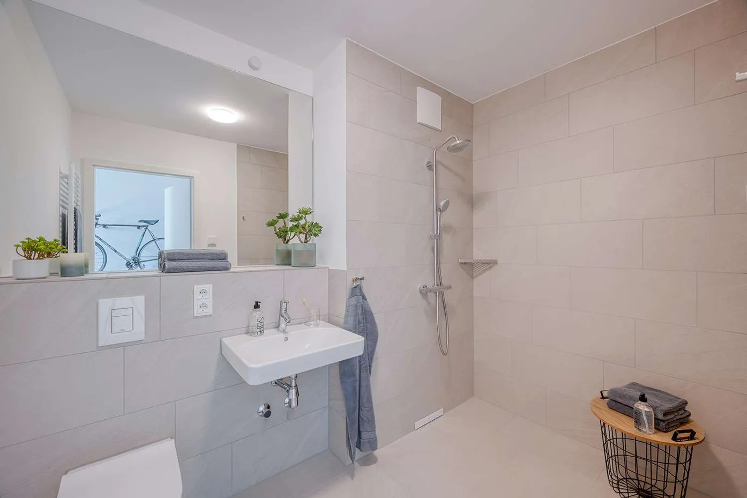 2 room apartment with 50 m² in Berlin – Photo 3