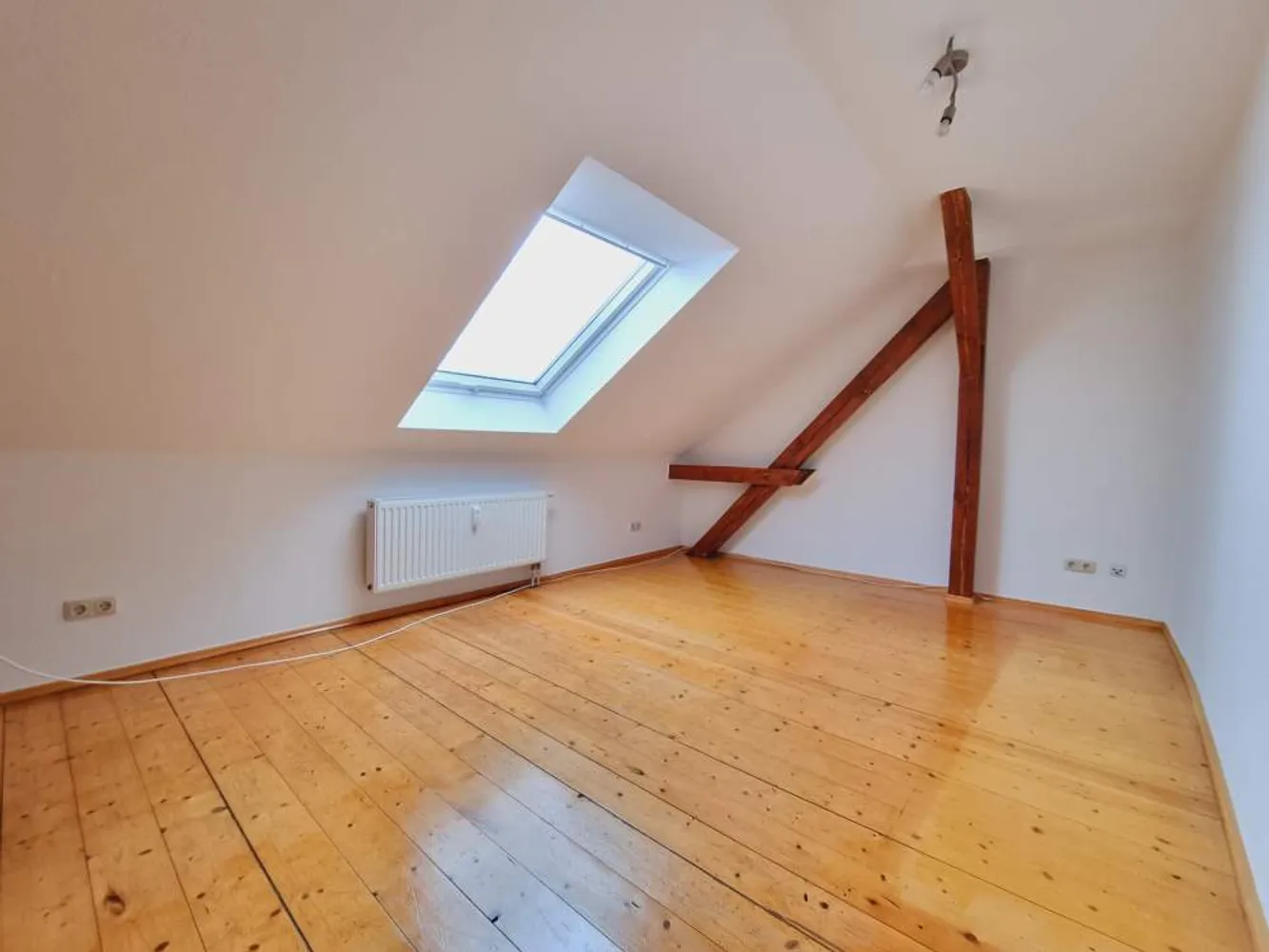 3 Zimmer Wohnung mit 88 m² in Halle (Saale) – Bild 2