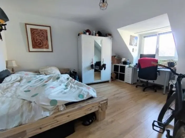 WG-Zimmer mit 70 m² in Frankfurt am Main – Bild 2