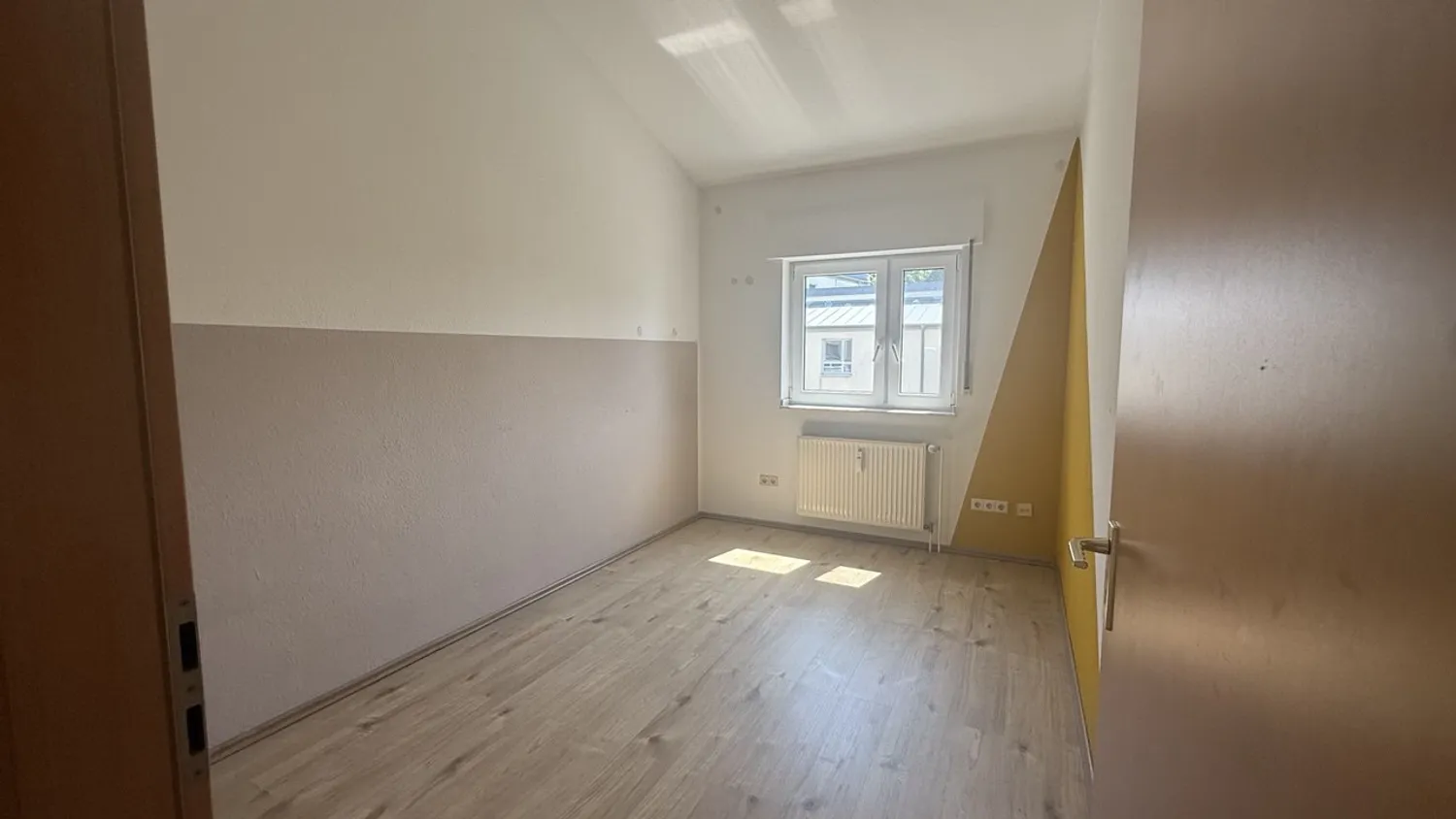 4 Zimmer Wohnung mit 129 m² in Bochum – Bild 2