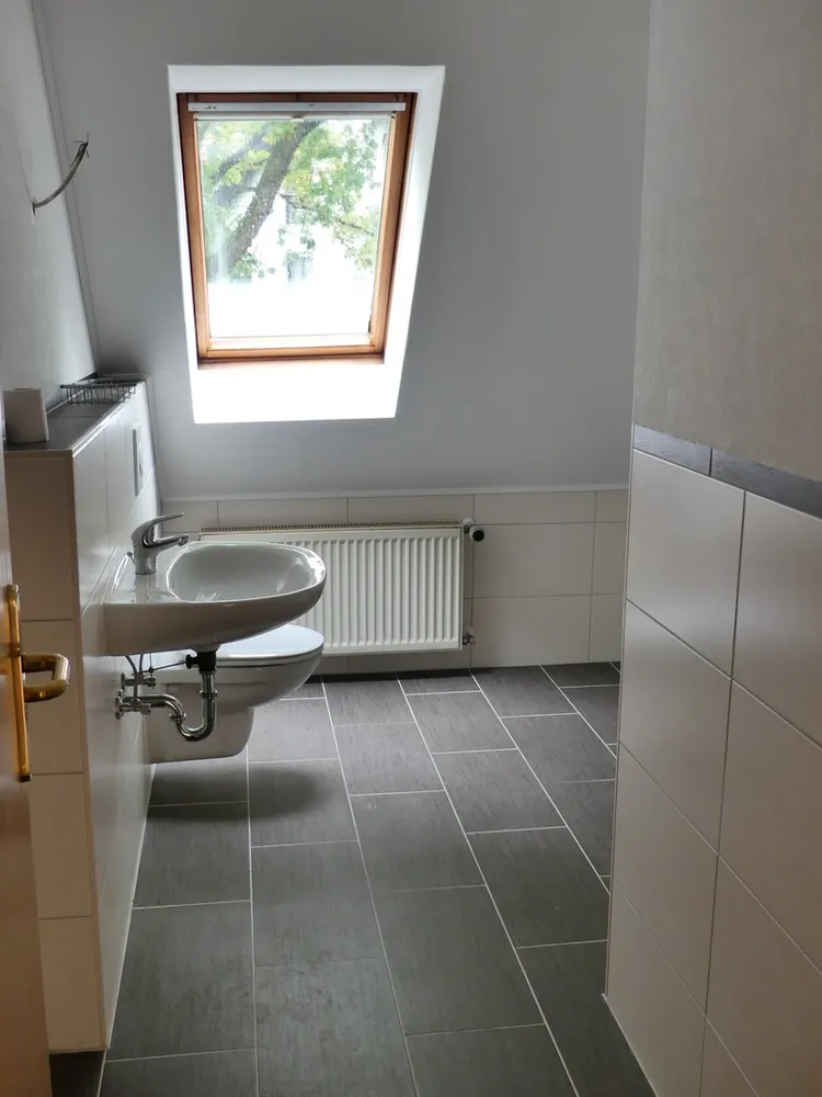 4 Zimmer Wohnung mit 100 m² in Hannover – Bild 3