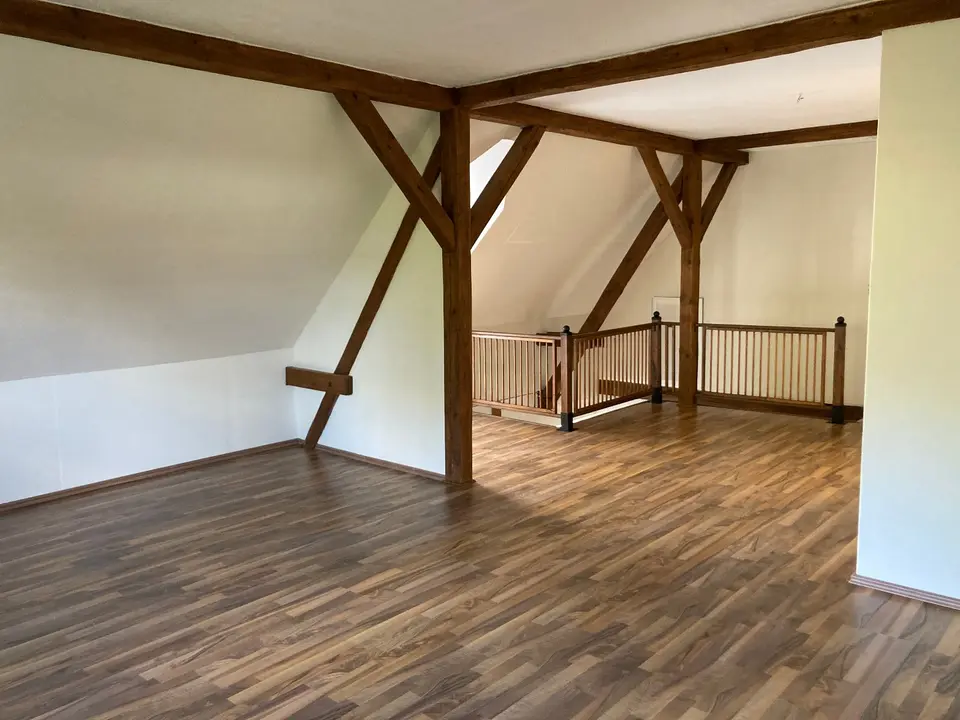 2 Zimmer Wohnung mit 118 m² in Kamenz – Bild 2