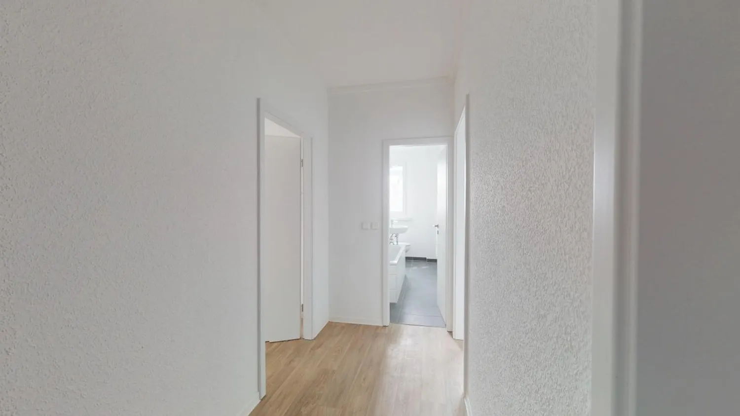 2 Zimmer Wohnung mit 75 m² in Halle (Saale) – Bild 3