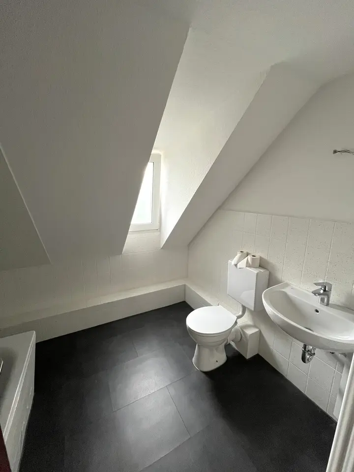4 Zimmer Wohnung mit 81 m² in Duisburg – Bild 6