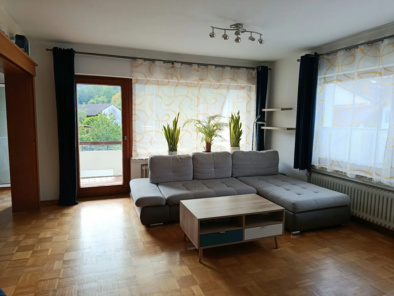 4 Zimmer Wohnung mit 105 m² in Metzingen – Bild 2