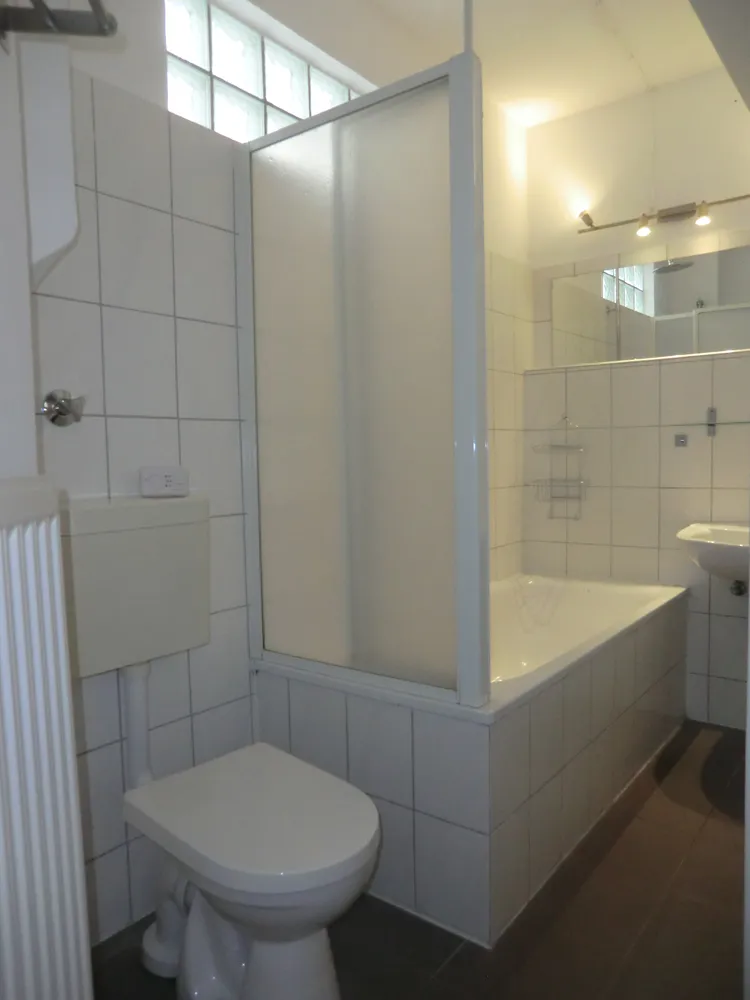 2 Zimmer Wohnung mit 97 m² in Düsseldorf – Bild 6