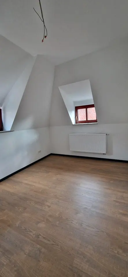 5 Zimmer Wohnung mit 100 m² in Sonneberg – Bild 3