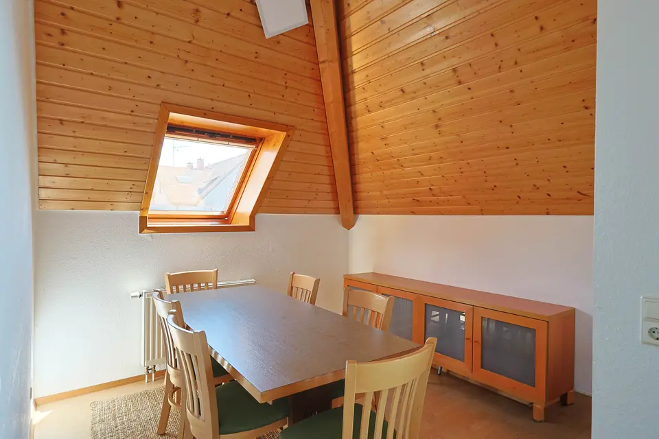 5 Zimmer Wohnung mit 109 m² in Böblingen – Bild 3