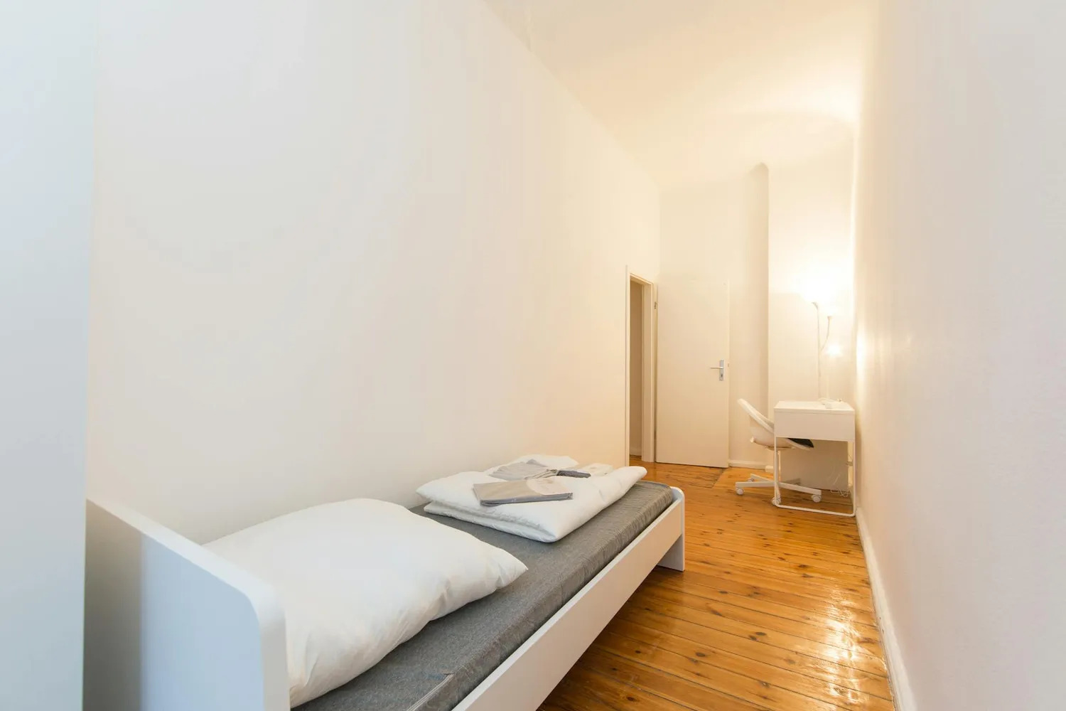 Shared room with 9 m² in Berlin – Photo 1