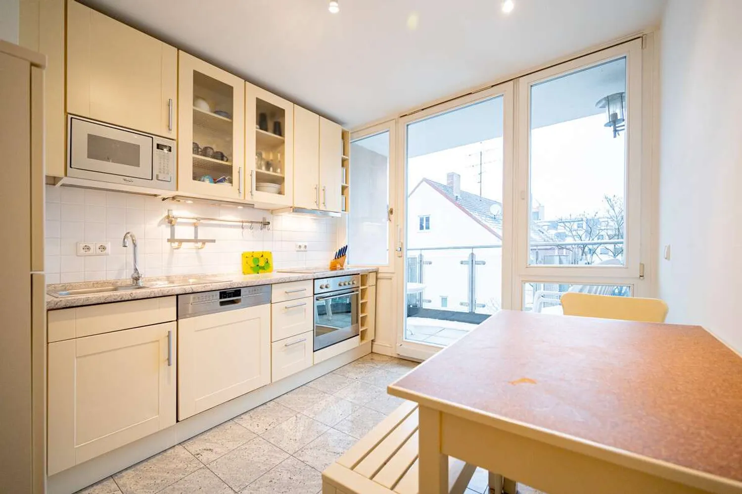 2 Zimmer Wohnung mit 66 m² in München – Bild 12