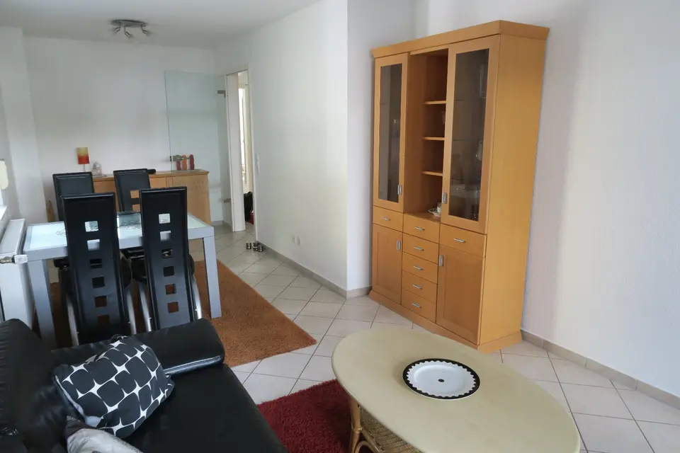 2 Zimmer Wohnung mit 77 m² in Bremen – Bild 2