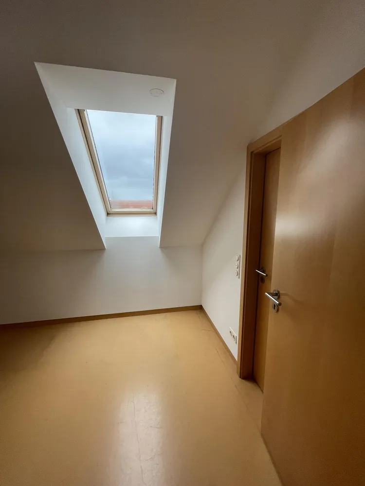3 Zimmer Wohnung mit 112 m² in Würzburg – Bild 8