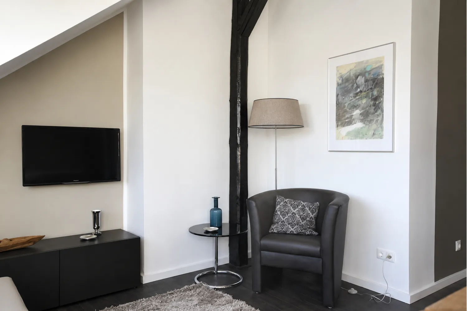 2 Zimmer Wohnung mit 59 m² in Düsseldorf – Bild 2