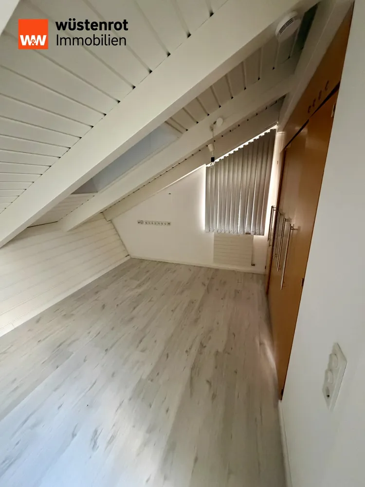 5 Zimmer Haus mit 104 m² in Stuttgart – Bild 11