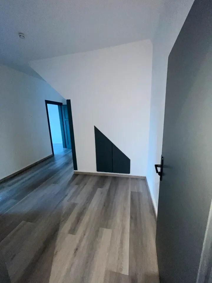 5 Zimmer Wohnung mit 170 m² in Coburg – Bild 2
