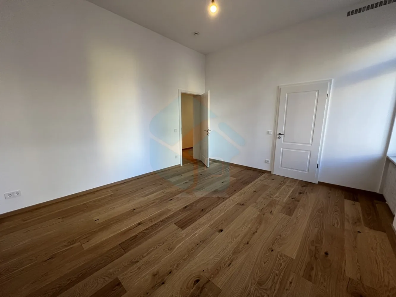 5 Zimmer Wohnung mit 160 m² in Frankfurt am Main – Bild 4