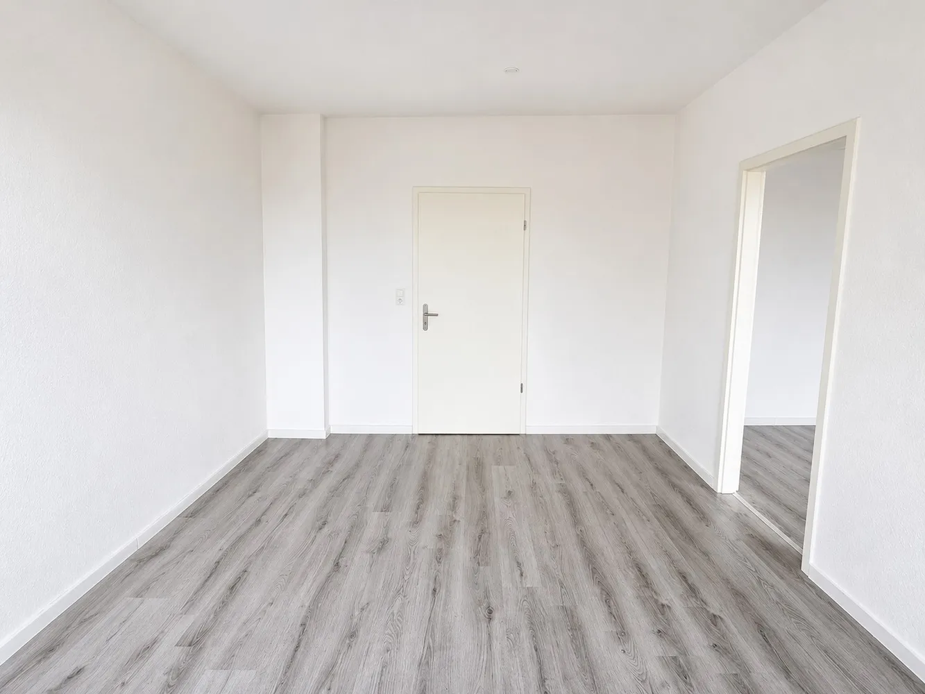 4 Zimmer Wohnung mit 81 m² in Wilhelmshaven – Bild 3