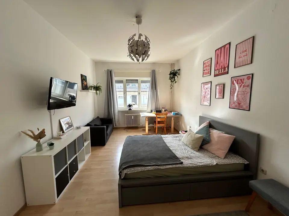 4 Zimmer Wohnung mit 105 m² in Saarbrücken – Bild 1