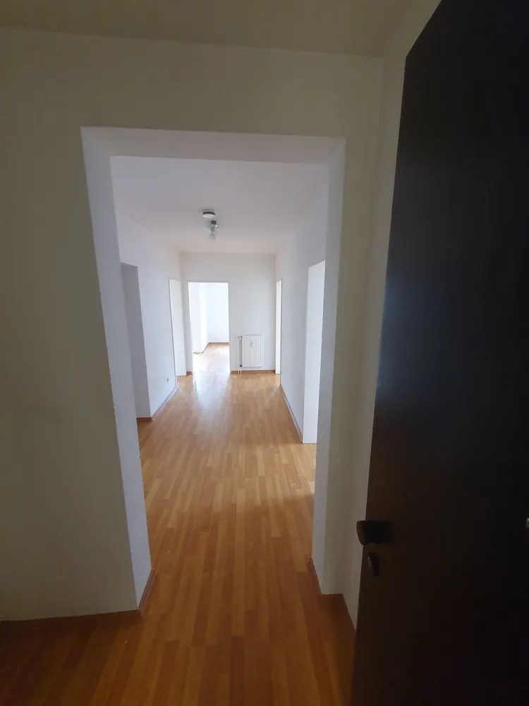 3 Zimmer Wohnung mit 92 m² in Braunschweig – Bild 2