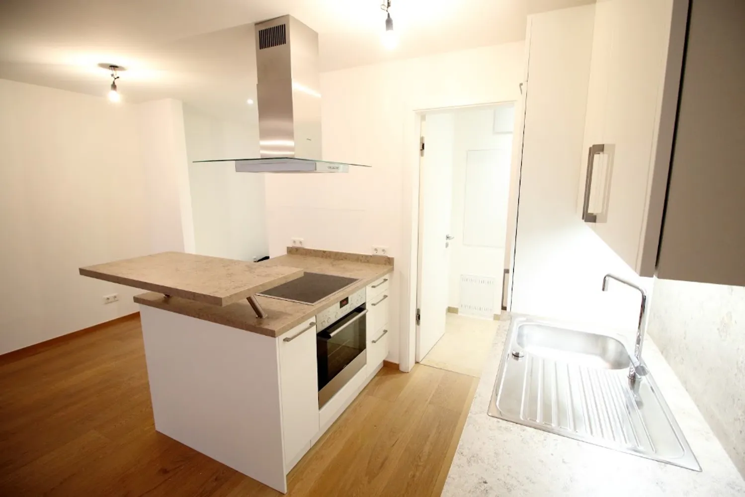 2 Zimmer Wohnung mit 66 m² in München – Bild 3