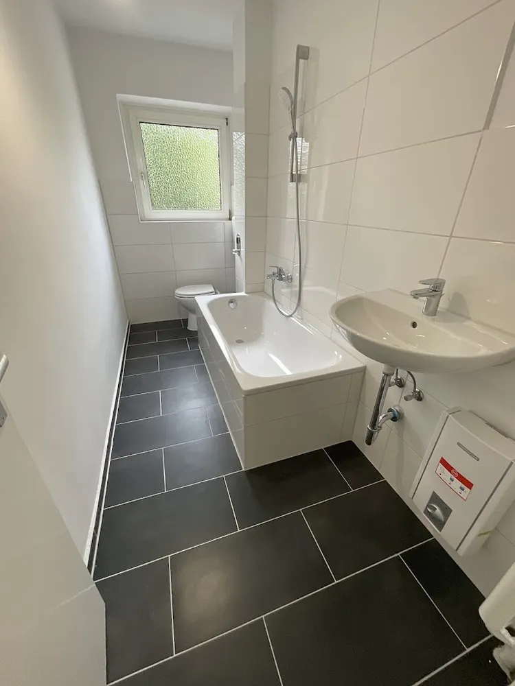 2 Zimmer Wohnung mit 52 m² in Lübeck – Bild 7