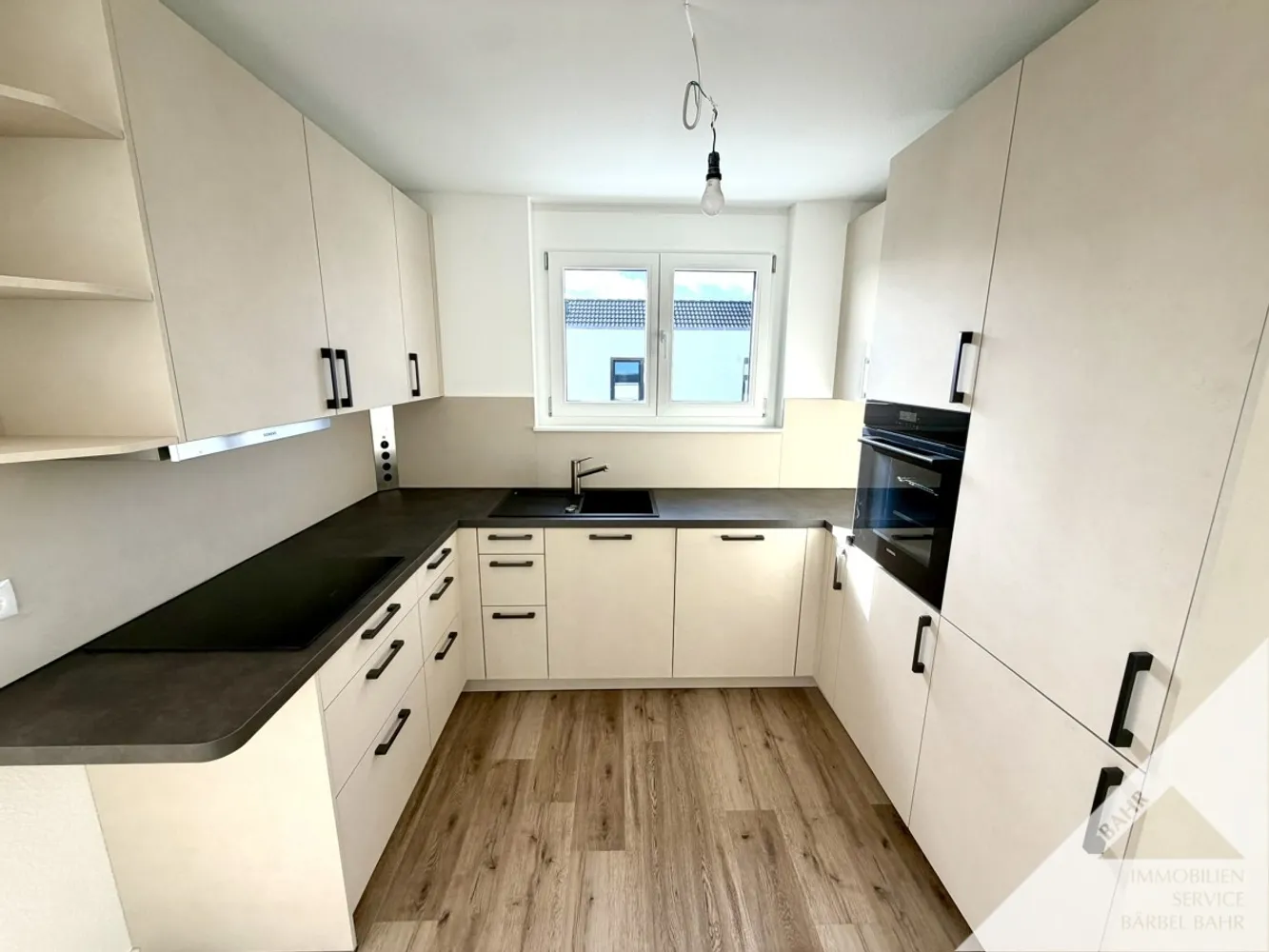2 Zimmer Wohnung mit 65 m² in Böblingen – Bild 2