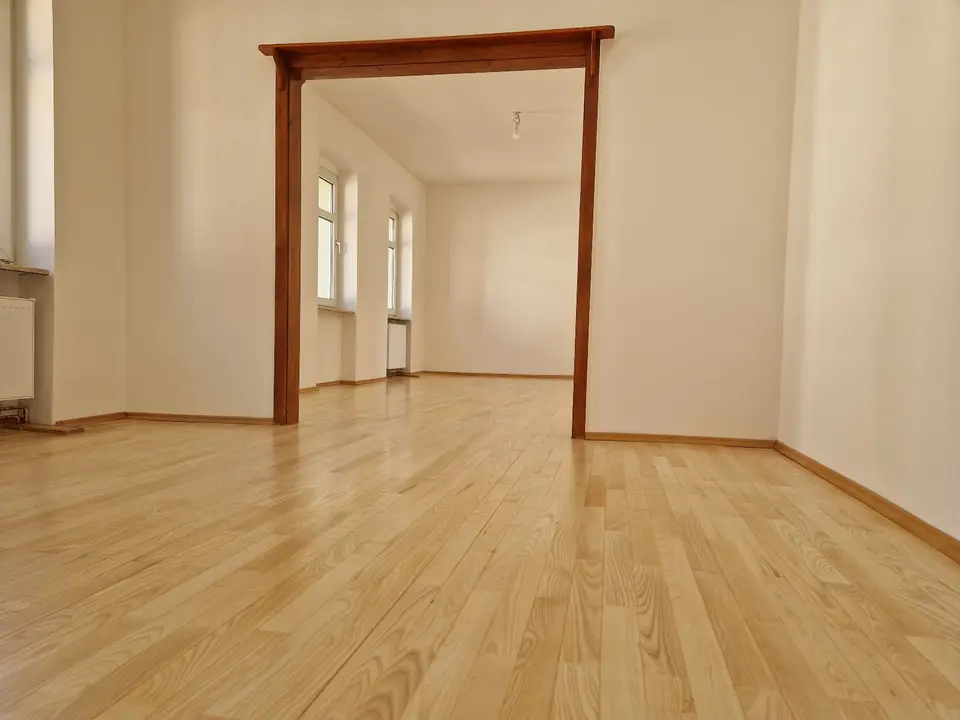 8 Zimmer Haus mit 192 m² in Chemnitz – Bild 1
