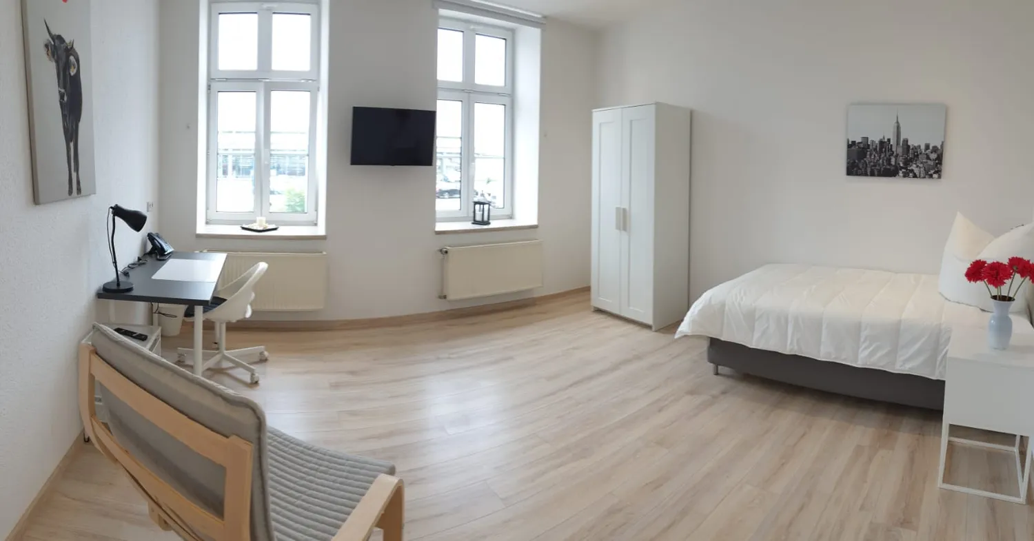 3 Zimmer Wohnung mit 18 m² in Halle (Saale) – Bild 1