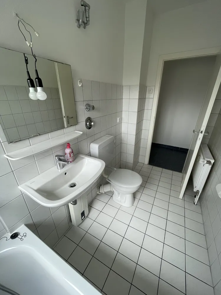4 Zimmer Wohnung mit 83 m² in Duisburg – Bild 4