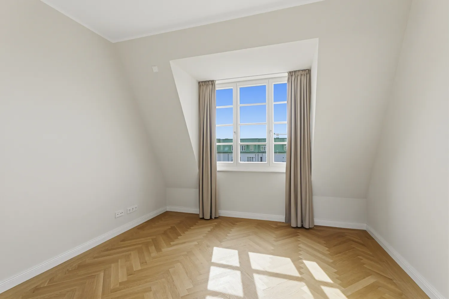 4 Zimmer Wohnung mit 178 m² in Berlin – Bild 11