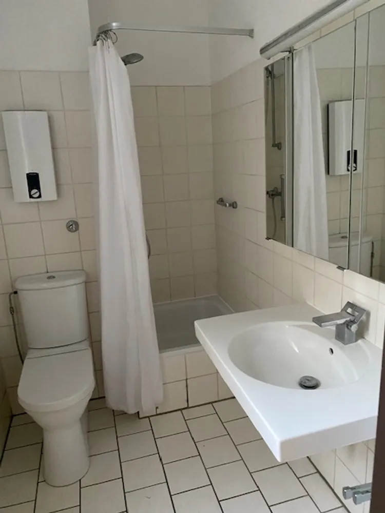 2 room apartment with 46 m² in Düsseldorf – Photo 4