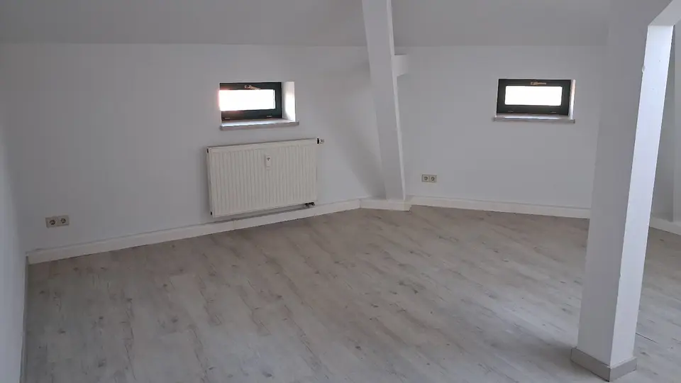 3 Zimmer Wohnung mit 103 m² in Mittweida – Bild 1