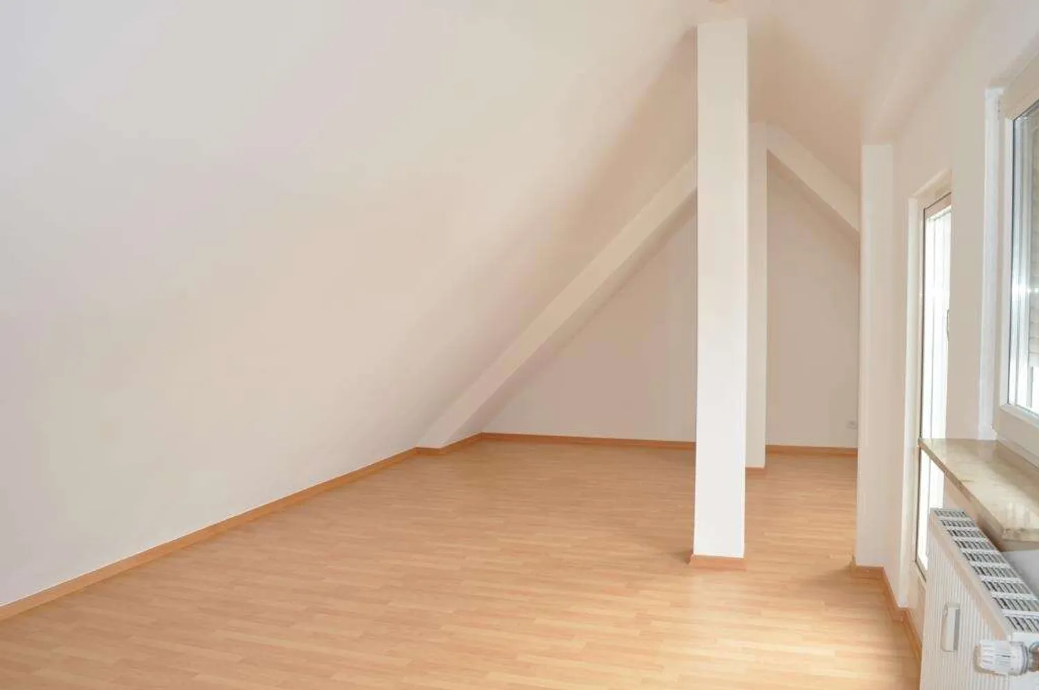 4 Zimmer Wohnung mit 138 m² in München – Bild 2