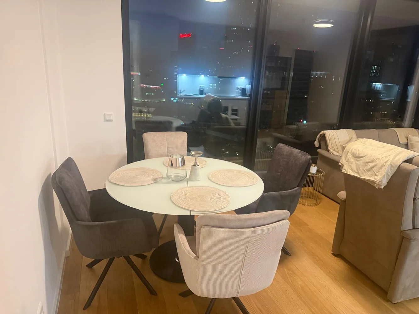 2 Zimmer Wohnung mit 63 m² in Frankfurt am Main – Bild 4