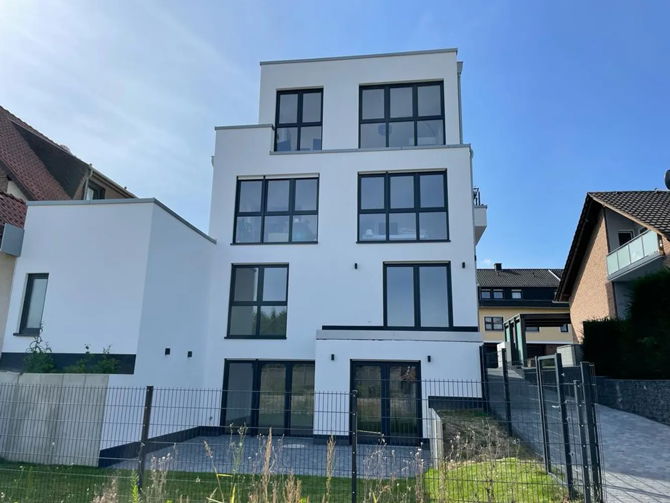 6 Zimmer Wohnung mit 151 m² in Bornheim – Bild 12